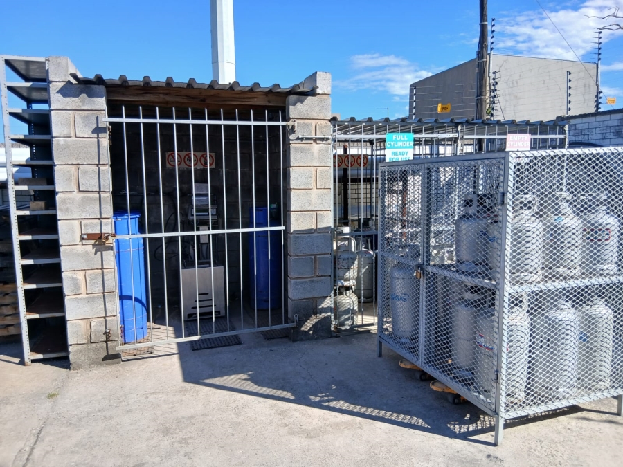 Commercial Property for Sale in Vincent Eastern Cape
